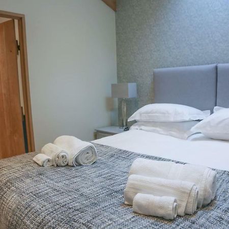 Skittles - Charming One Bedroom Apartment - Parking - Easy Access To Bath Box  Kültér fotó