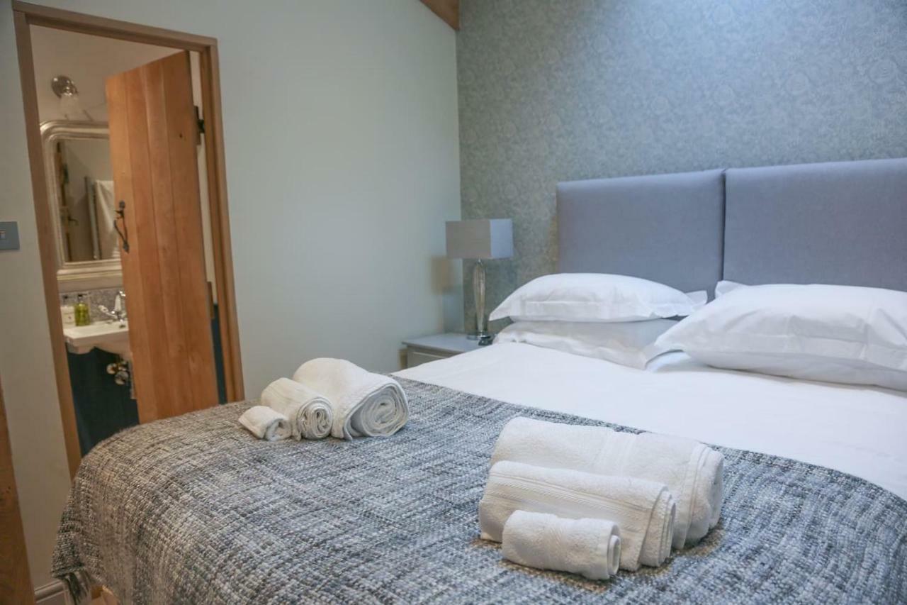 Skittles - Charming One Bedroom Apartment - Parking - Easy Access To Bath Box  Kültér fotó